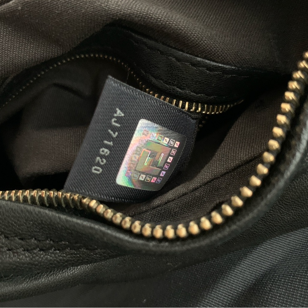 SOLD Fendi leather bag. - Picture 5 of 9